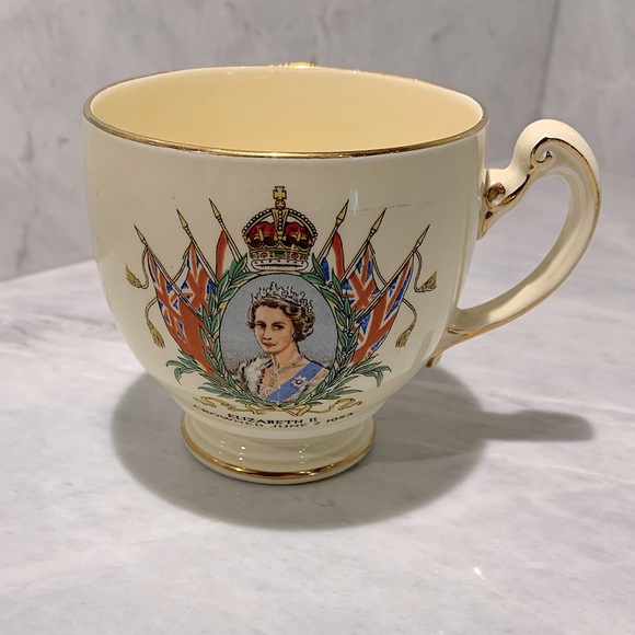 Royal Winton Queen Elizabeth 2 coronation tea cup - Picture 1 of 9